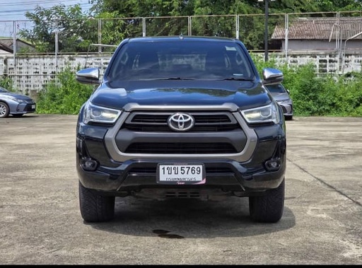 2020 TOYOTA Hilux