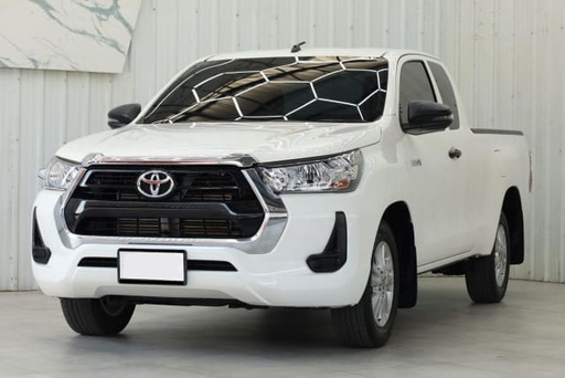 2023 TOYOTA Hilux