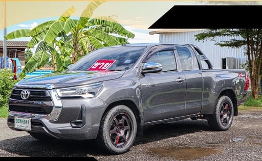 2022 TOYOTA Hilux
