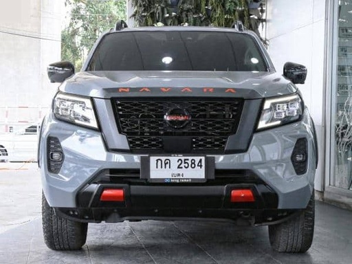 2020 NISSAN Navara