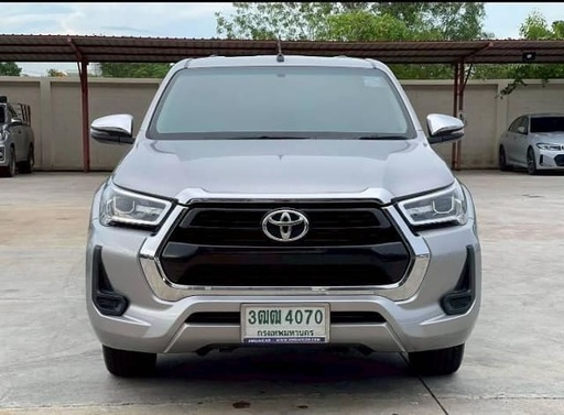 2021 TOYOTA Hilux, 