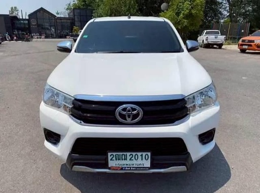 2017 TOYOTA Hilux