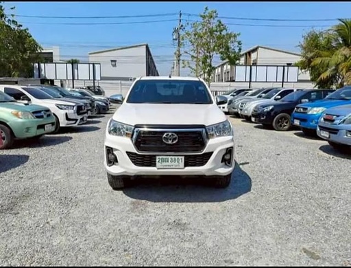 2018 TOYOTA Hilux