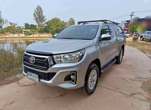 2019 TOYOTA Hilux
