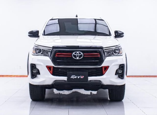 2018 TOYOTA Hilux