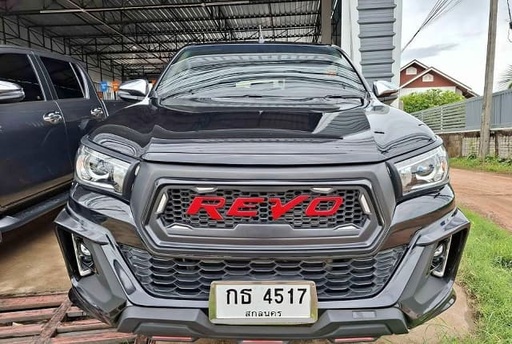 2018 TOYOTA Hilux