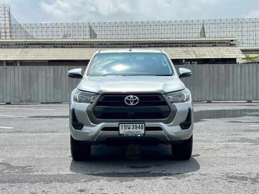 2020 TOYOTA Hilux, 