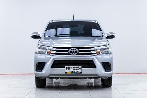 2017 TOYOTA Hilux