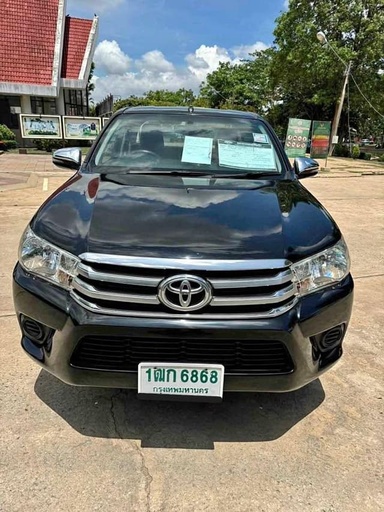 2017 TOYOTA Hilux, 