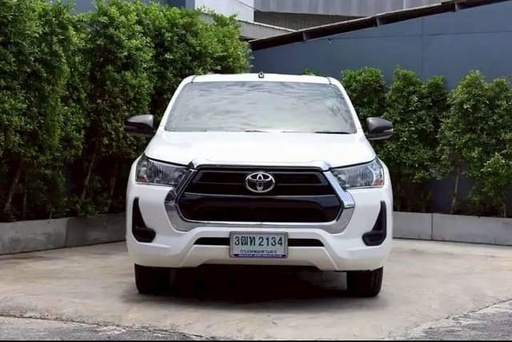 2022 TOYOTA Hilux