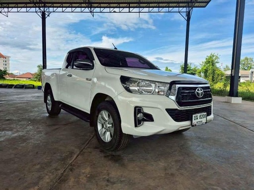 2019 TOYOTA Hilux