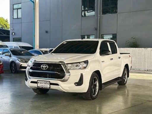 2020 TOYOTA Hilux