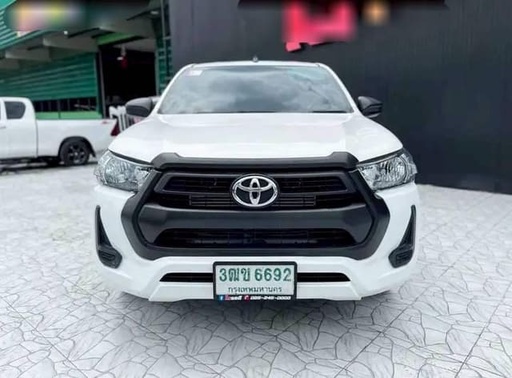 2020 TOYOTA Hilux