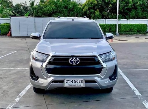 2021 TOYOTA Hilux