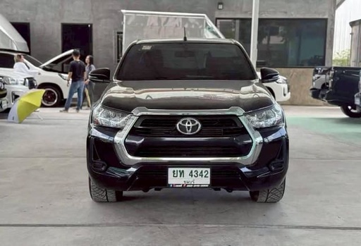 2021 TOYOTA Hilux