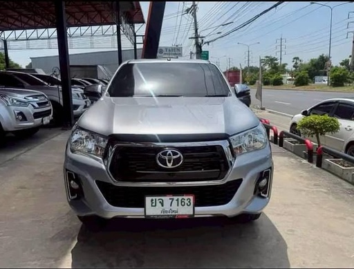 2020 TOYOTA Hilux
