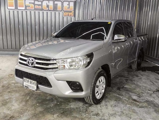 2017 TOYOTA Hilux