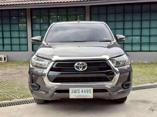 2021 TOYOTA Hilux