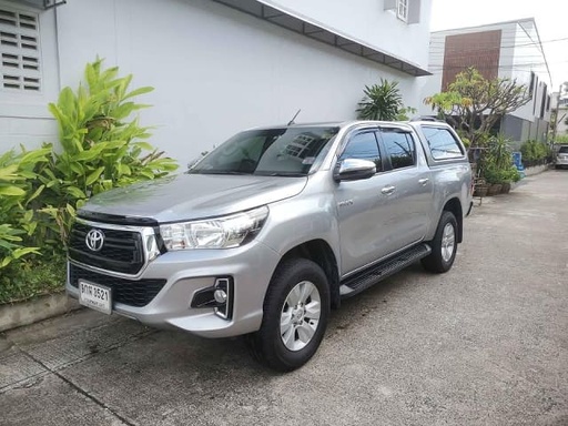 2018 TOYOTA Hilux