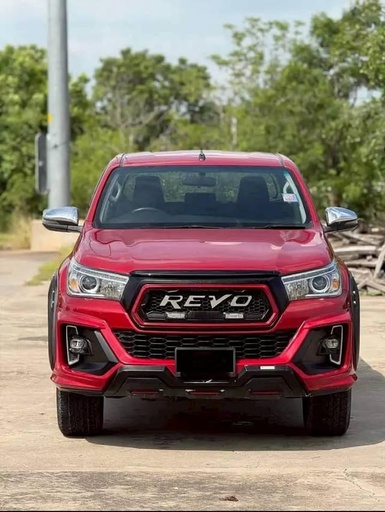 2018 TOYOTA Hilux