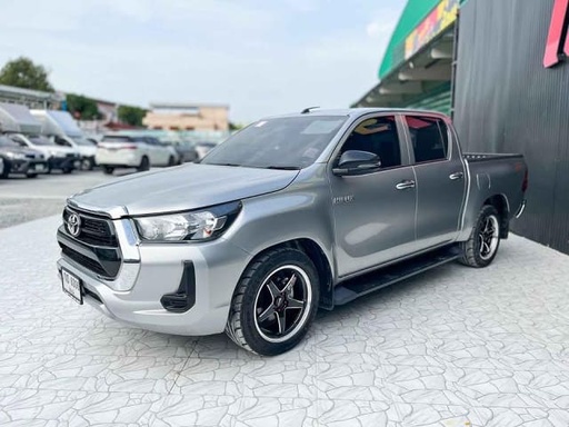 2023 TOYOTA Hilux, 