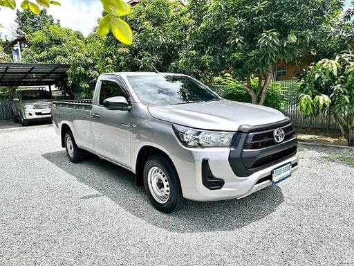 2022 TOYOTA Hilux