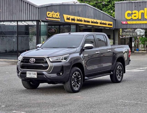 2020 TOYOTA Hilux