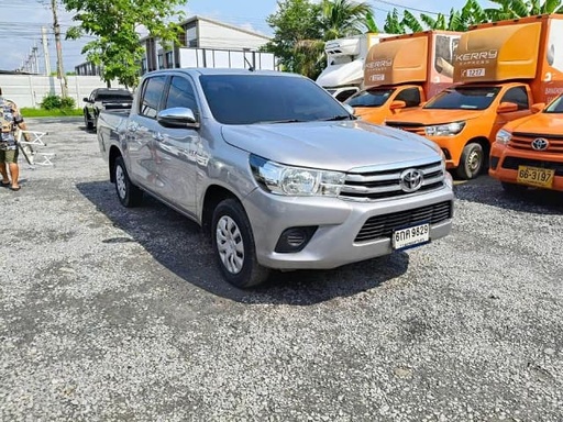 2017 TOYOTA Hilux