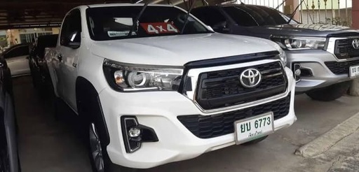 2019 TOYOTA Hilux