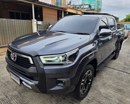 2023 TOYOTA Hilux, 