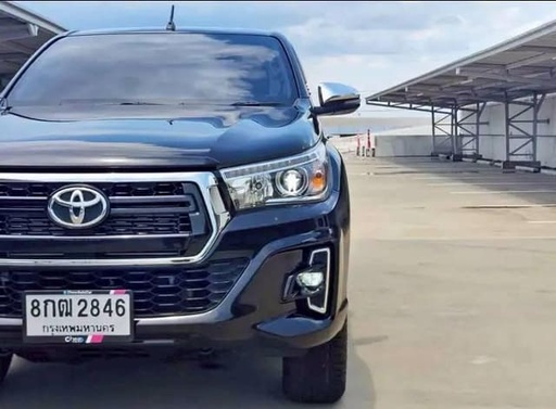 2019 TOYOTA Hilux