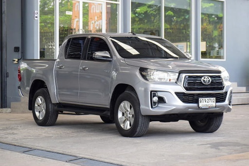 2019 TOYOTA Hilux
