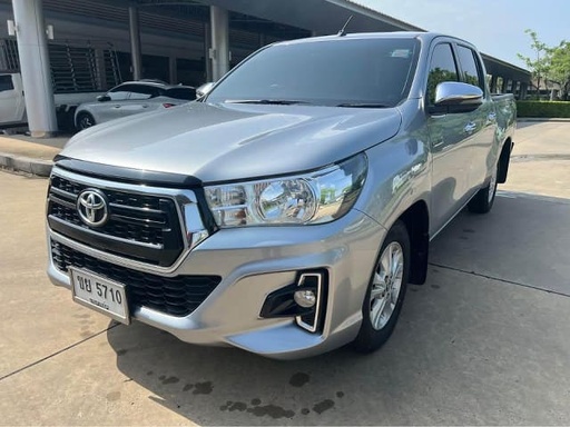 2020 TOYOTA Hilux