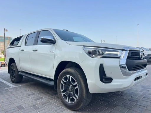 2020 TOYOTA Hilux