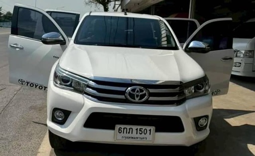 2017 TOYOTA Hilux