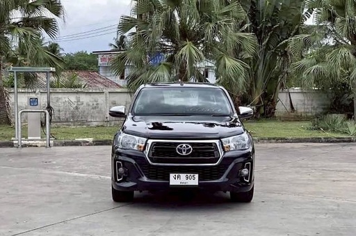 2021 TOYOTA Hilux