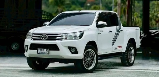 2017 TOYOTA Hilux