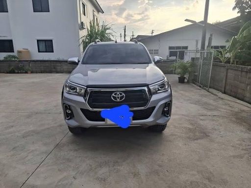 2019 TOYOTA Hilux