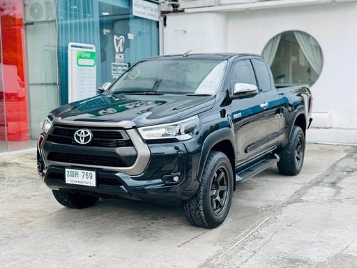 2020 TOYOTA Hilux