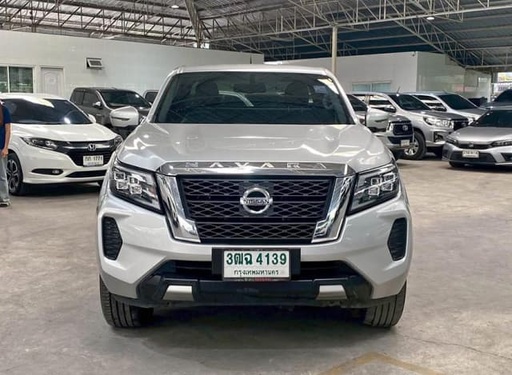 2021 NISSAN Navara