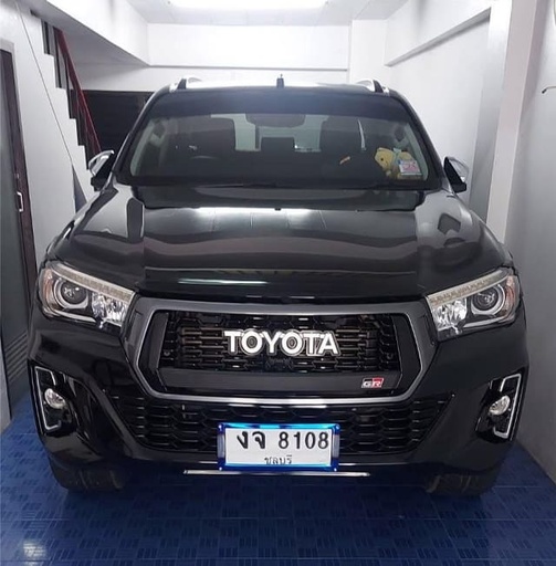 2017 TOYOTA Hilux