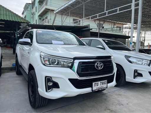 2018 TOYOTA Hilux