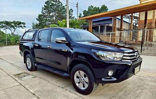 2017 TOYOTA Hilux