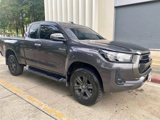 2021 TOYOTA Hilux
