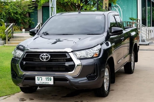 2023 TOYOTA Hilux