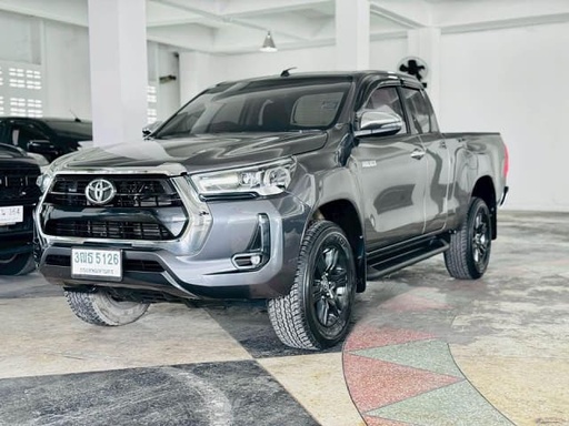 2022 TOYOTA Hilux