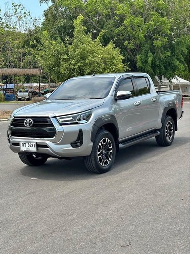 2022 TOYOTA Hilux