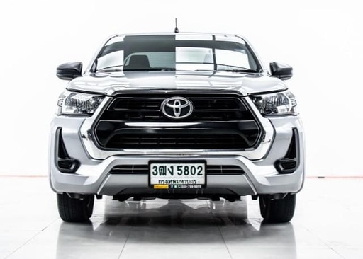 2021 TOYOTA Hilux