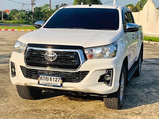 2019 TOYOTA Hilux