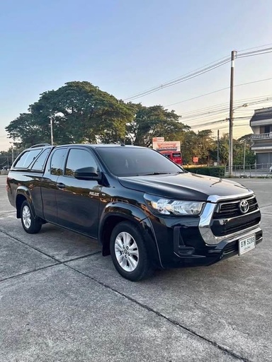 2020 TOYOTA Hilux